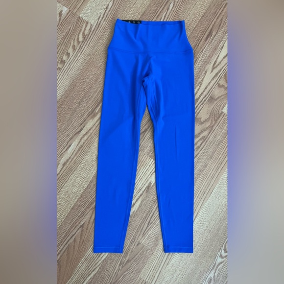 Aritzia Golden BUTTER Cheeky Infinite Hi-Rise 26" Leggings Jazz Blue Size 2 NWT - Picture 2 of 8